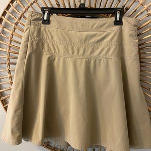 ATHLETA skirt with built in shorts